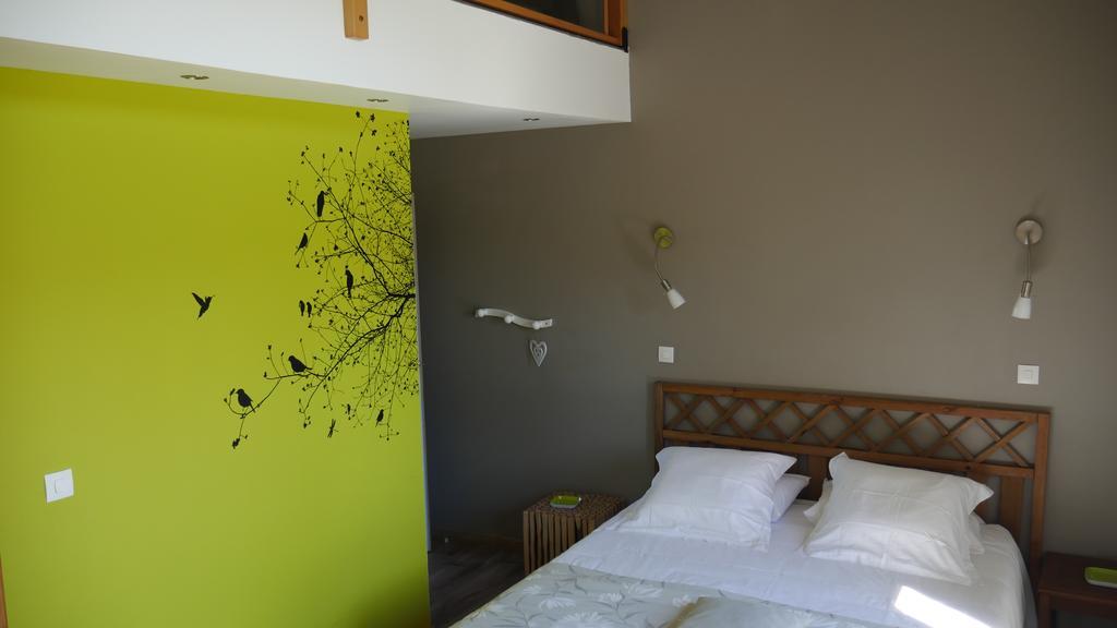 Chambres D'Hotes La Ferme Du Scardon Neufmoulin Dış mekan fotoğraf